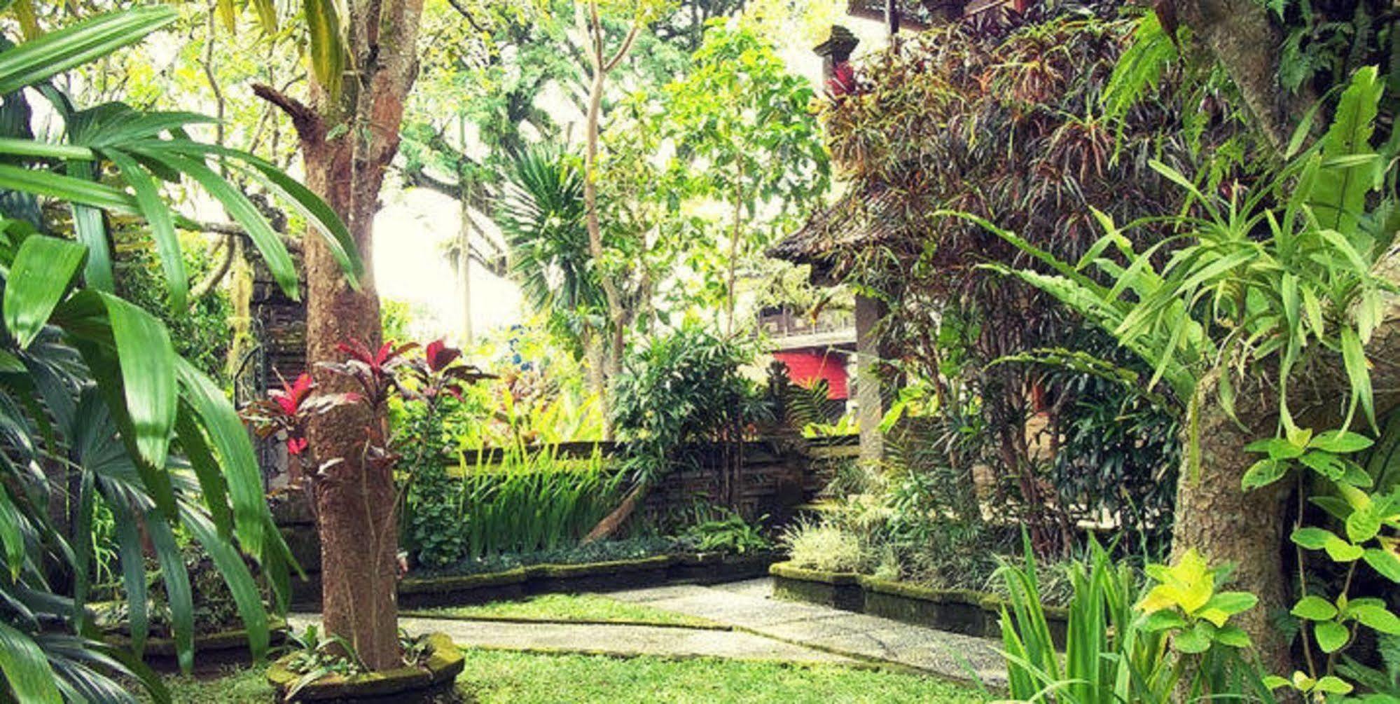 Puri Saraswati 4*